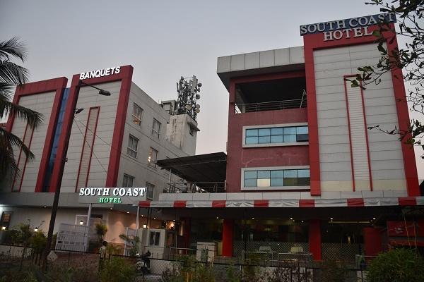 Hotel South Coast Navi Mumbai Bagian luar foto
